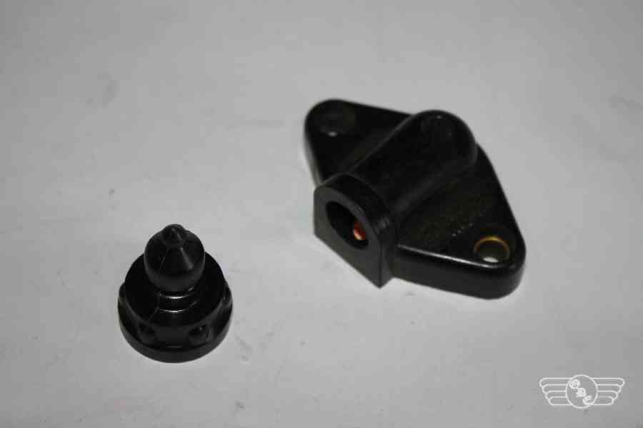 Steckdose mit Staubkappe