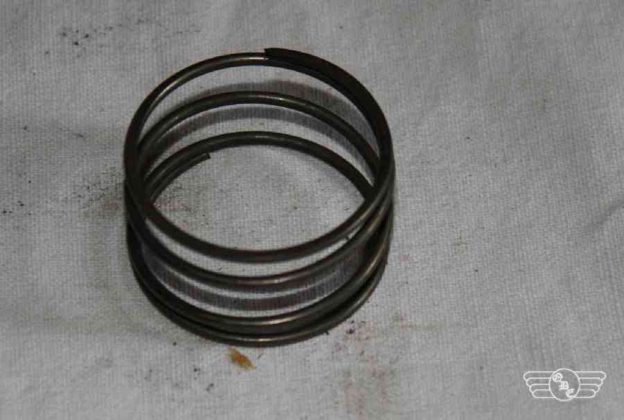 Feder für Kickstarterrad NOS Feder für Kickstarterrad NOS