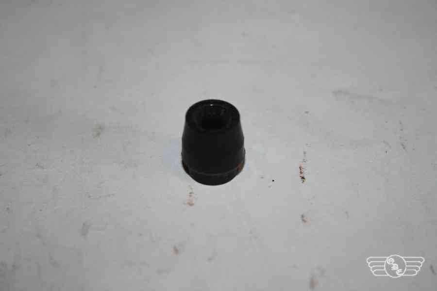 Isolierstück hoch, Bremslicht, NOS Isolierstück hoch, Bremslicht, NOS