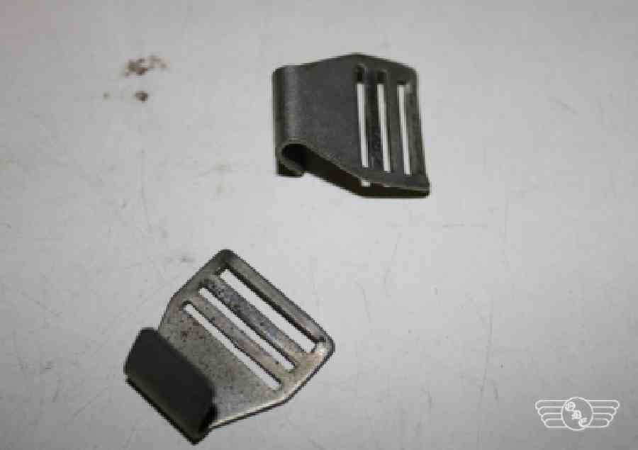 Laschen für Werkzeugfachdeckel SR 2