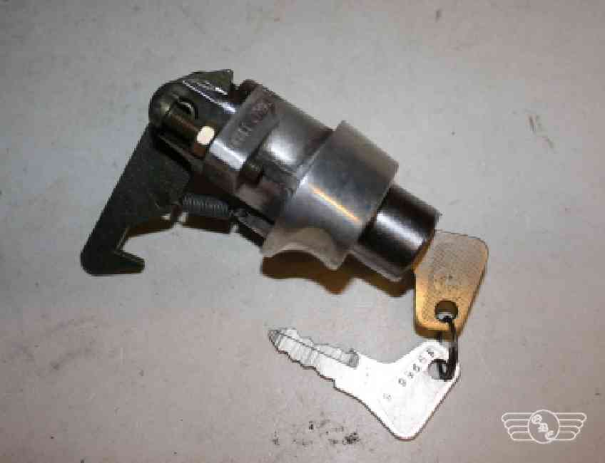 Schloß Kofferklappe Trabant